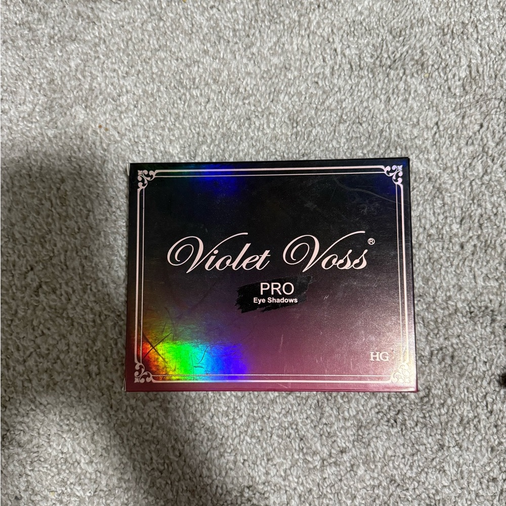 Violet Voss Pro HG palette